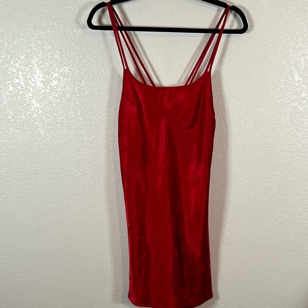 Victoria’s Secret Red Floral Satin Strappy Nightie Size small
